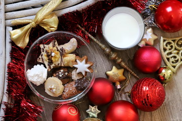 Weihnachtstraditionen Weihnachtsdeko Plätzchen