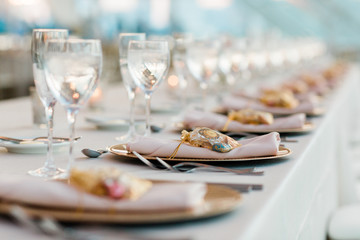 table setting