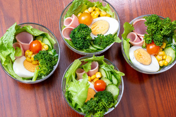 フレッシュ野菜サラダ