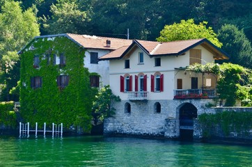 Fototapeta na wymiar Lago de Como, Italia