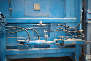 hydraulic press parts in hangar