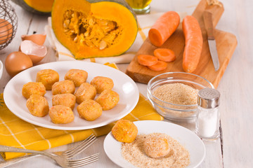 Pumpkin chicken meatballs.	