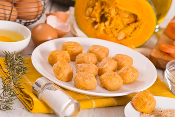 Pumpkin chicken meatballs.	