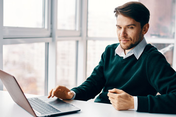 Fototapeta premium businessman working in office