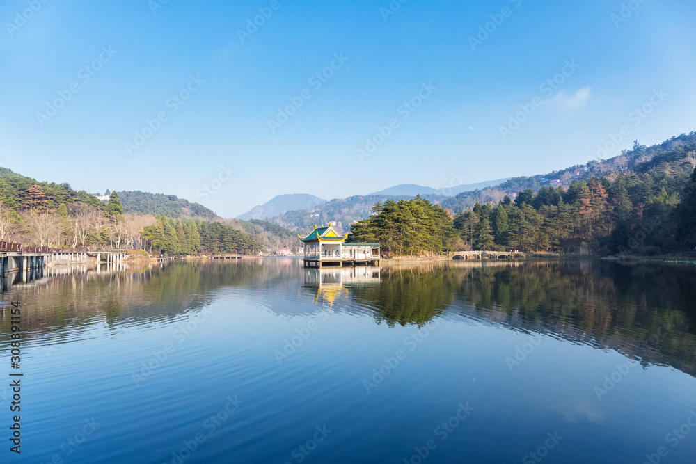 Poster beautiful lushan mountain landscape