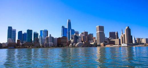 Obraz premium Panoramiczne drapacze chmur w San Francisco