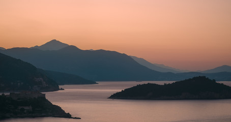 Picturesque view of the Bay before sunrise time