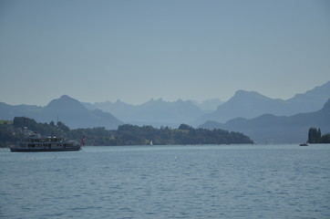 A sunny afternoon at Lake Zurich.