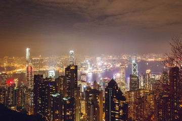 Obraz premium Viewpoint Victoria Peak at night city. Hong Kong