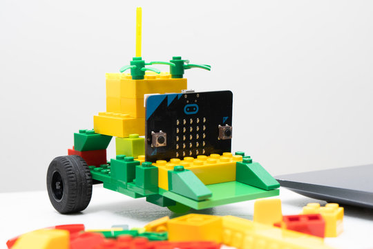 Minsk, Belarus. November, 2019. The BBC robot Micro Bit and lego car. It can be programming on Scratch or Python. Creative, coding, learning, teaching easy and fun. STEM and STEAM education. AI. DIY.