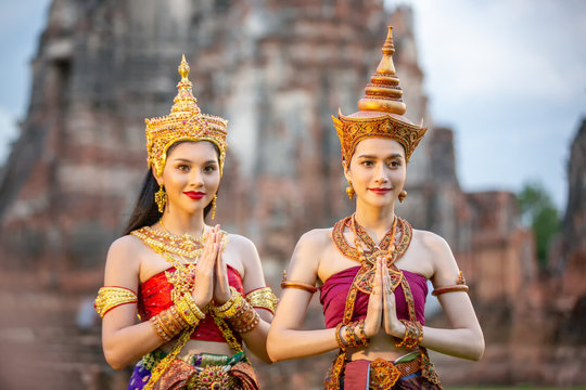 Thai Costume" Images – Browse 545 Stock Photos, Vectors, and Video | Adobe  Stock