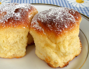 Buchteln