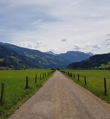 Fototapeta na wymiar Zillertaler Alpen