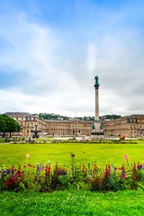 STUTTGART, DEUTSCHLAND - 25. Juni 2018: Der Schlossplatz ist der größte Platz im Zentrum von Stuttgart, DEUTSCHLAND © ilolab