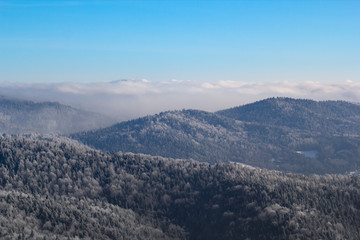 Fototapeta na wymiar Beskid Sadecki Mountains in winter. View from Jaworzyna Krynicka, Poland.