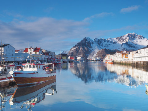 Lofoten - Henningsv&aelig;r im Winter