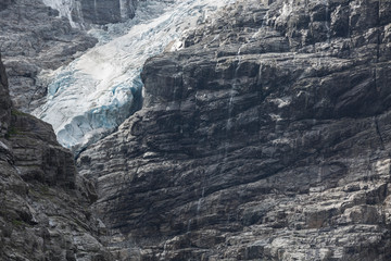 Fototapeta na wymiar Detail vom Kjenndalsbreen Gletscher im Jostedalsbreen Nationalpark, Norwegen