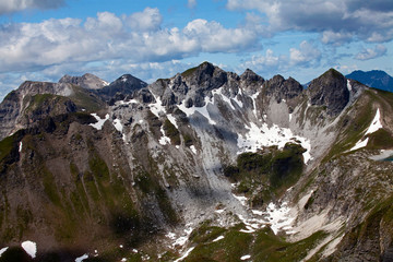 Fototapeta na wymiar Obertauern und seine Bergwelt