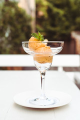 ice cream in a glass