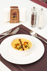  beautifully served soup