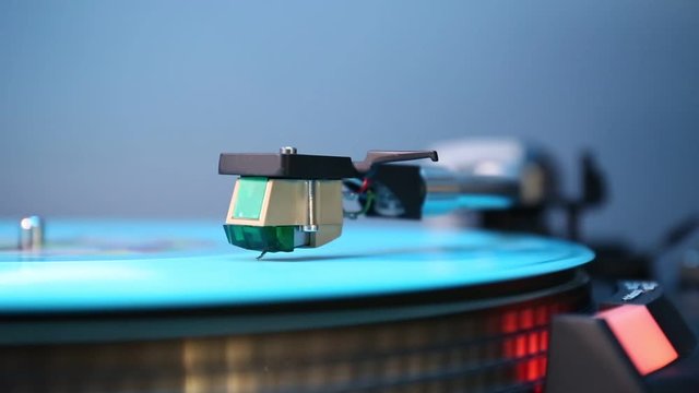Phono cartridge close up.