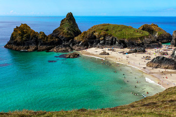 Kynance cove - a popular but secluded beach in Cornwall, England - obrazy, fototapety, plakaty