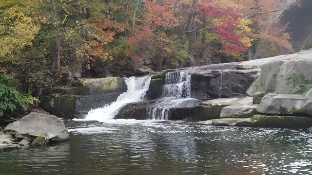 This is the waterfalls at Berea, Ohio.