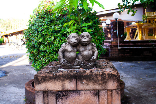 Monkey statue image