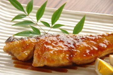 鰤の照り焼き　家庭料理　和食