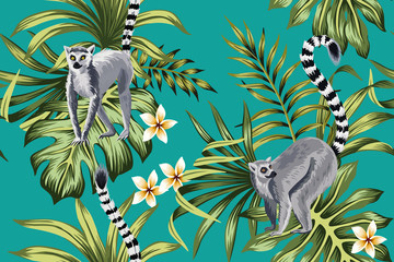 Tropischer Vintage-Lemur, Plumeria-Blume, Palmblätter, florales nahtloses Muster, grüner Hintergrund. Exotische Dschungeltapete.