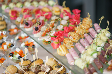 Catering and guest meals during the event. Quick mini snacks in a special beautiful dish.