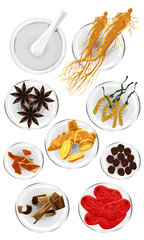 小皿に載せた漢方生薬と乳鉢