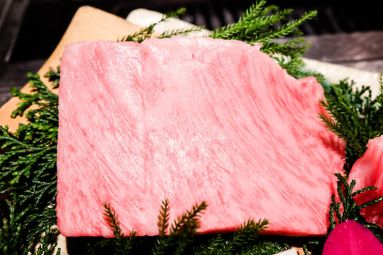 Premium Raw Japanese Kobe Beef Sliced