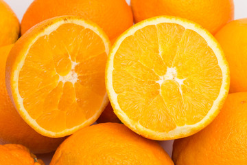 Naranja fruta de invierno, llena de vitaminas C, ideal para tomar en zumos, es dulce con un cierto toque ácido