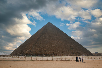 Obraz na płótnie Canvas pyramids of Giza, in Egypt.