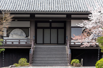Fototapeta premium Traditional Japanese architecture in the area of Nanzenji vicinity. Kyoto, Japan