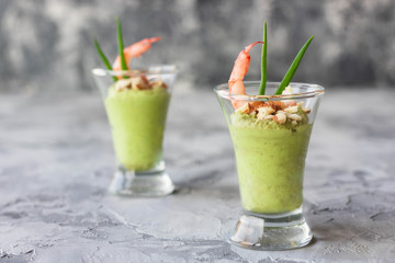 Avocado and green apple mousse with shrimp and almonds