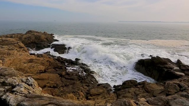 Footage of waves on the Brittany coastline close to Point du Talud.