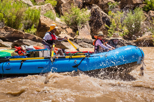 Rafting on the Colorado River, Arizona, USA.