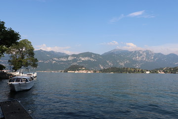 Italie - Lombardie -  Vue de Tremezzo sur Lac de Côme, Bellagio et Varenna