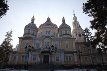 Fototapeta na wymiar View at Ascension Cathedral, Almaty, Kazakhstan