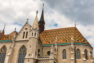 Fototapeta na wymiar Matthias church in Hungarian Budapest with colorful roof