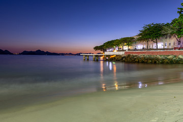 Fototapeta premium Amanhecer em Copacabana Posto 6