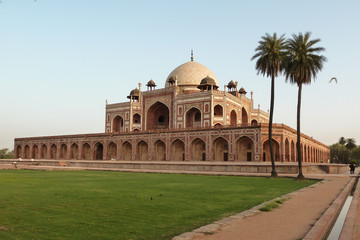 Fototapeta na wymiar Main building of the Humayun's Tomb. Tomb of the Mughal Emperor Humayun in Delhi, India. Declared a UNESCO World Heritage Site in 1993