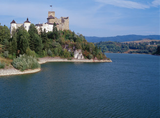 Fototapeta na wymiar castle in Niedzica, Peniny Mountains, Poland - October, 2004