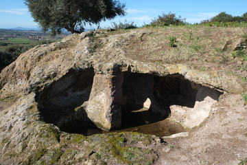 domus de janas pani loriga tomba sardegna sardinia casa delle fate