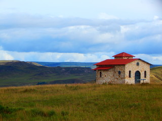 Fototapeta na wymiar House with mountain view