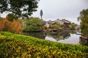 Fototapeta premium Starożytne miasto Zhengshi Shiqifang, Ningbo, Zhejiang, Chiny