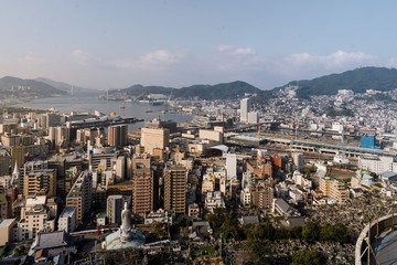Obraz premium Beautiful Nagasaki City Skyline before sunset time.