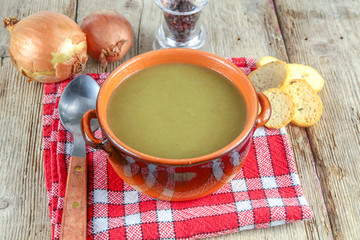 bowl of green vegetable soup